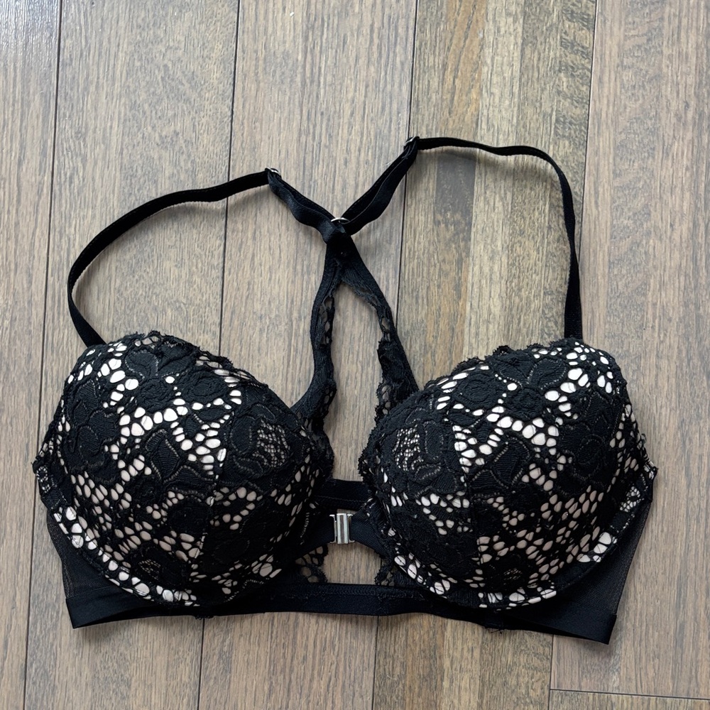 Victoria's Secret very Sexy Black Lace Halter Bra